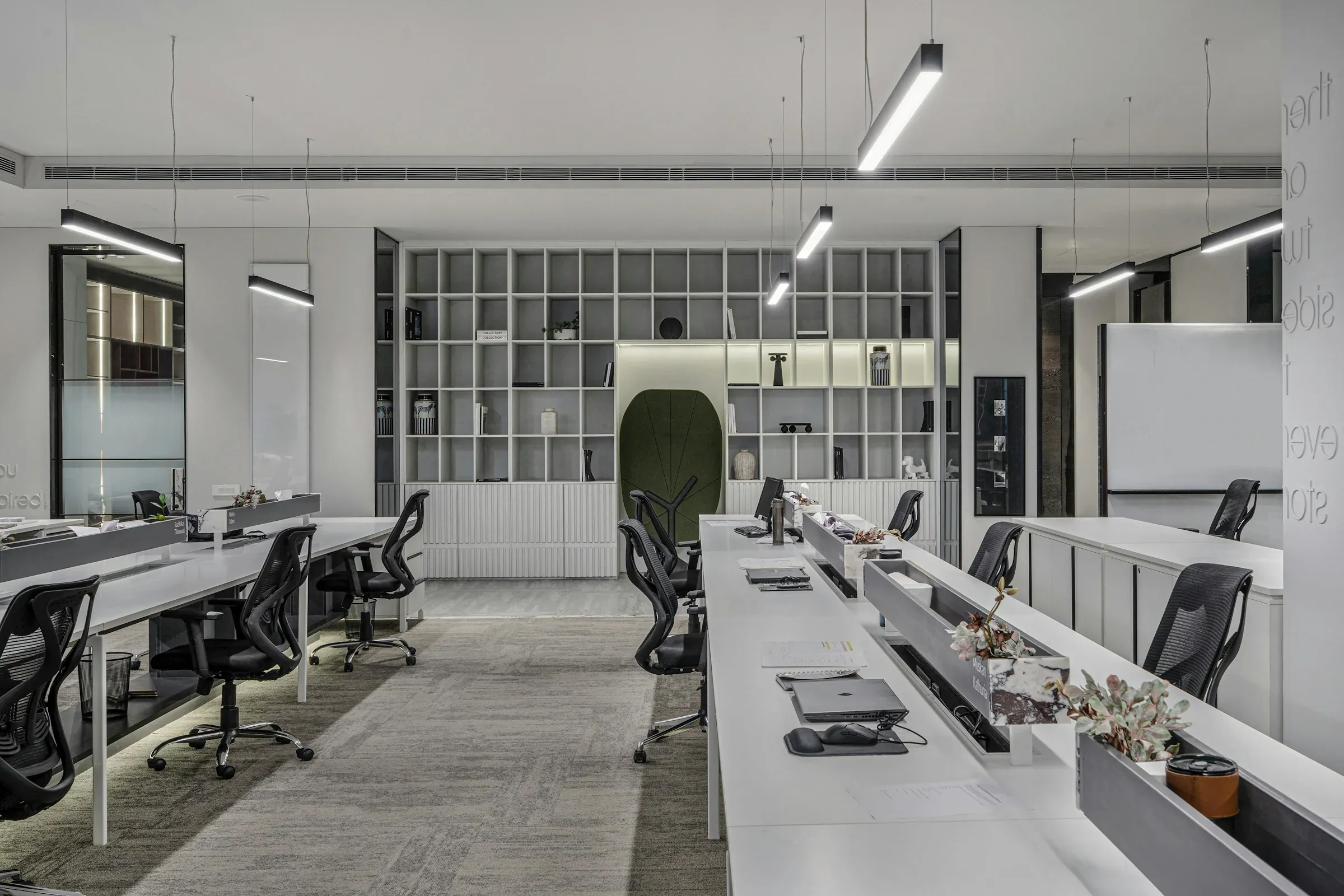 Nowoczesne i stylowe biuro firmy Luminar Studio – studio projektowe wnętrz